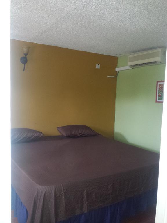 Impeccable Guest Rooms 2 คิงส์ตัน ห้อง รูปภาพ